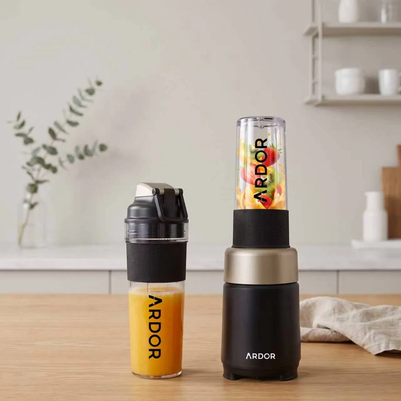 Blenza and travel bottle in a calm kitchen